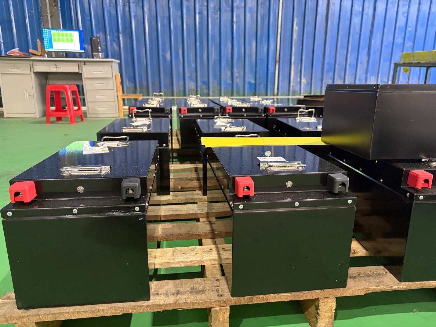 76.8V 210Ah LiFePO4 Forklift Battery